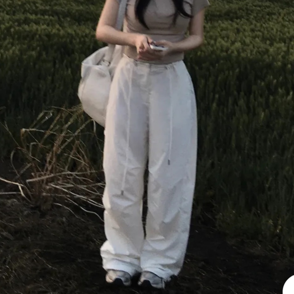 바지 뭐가 더 예뻐?