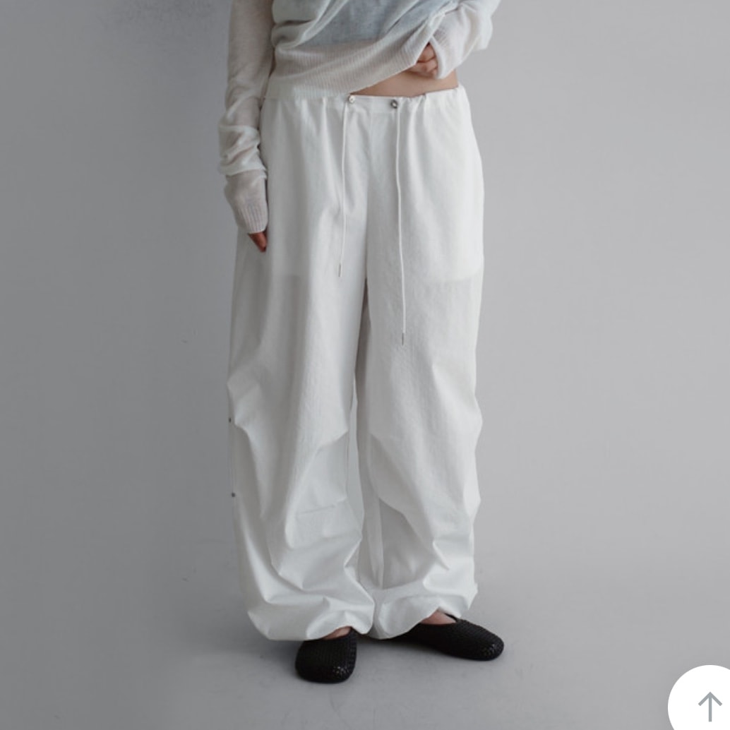 바지 뭐가 더 예뻐?