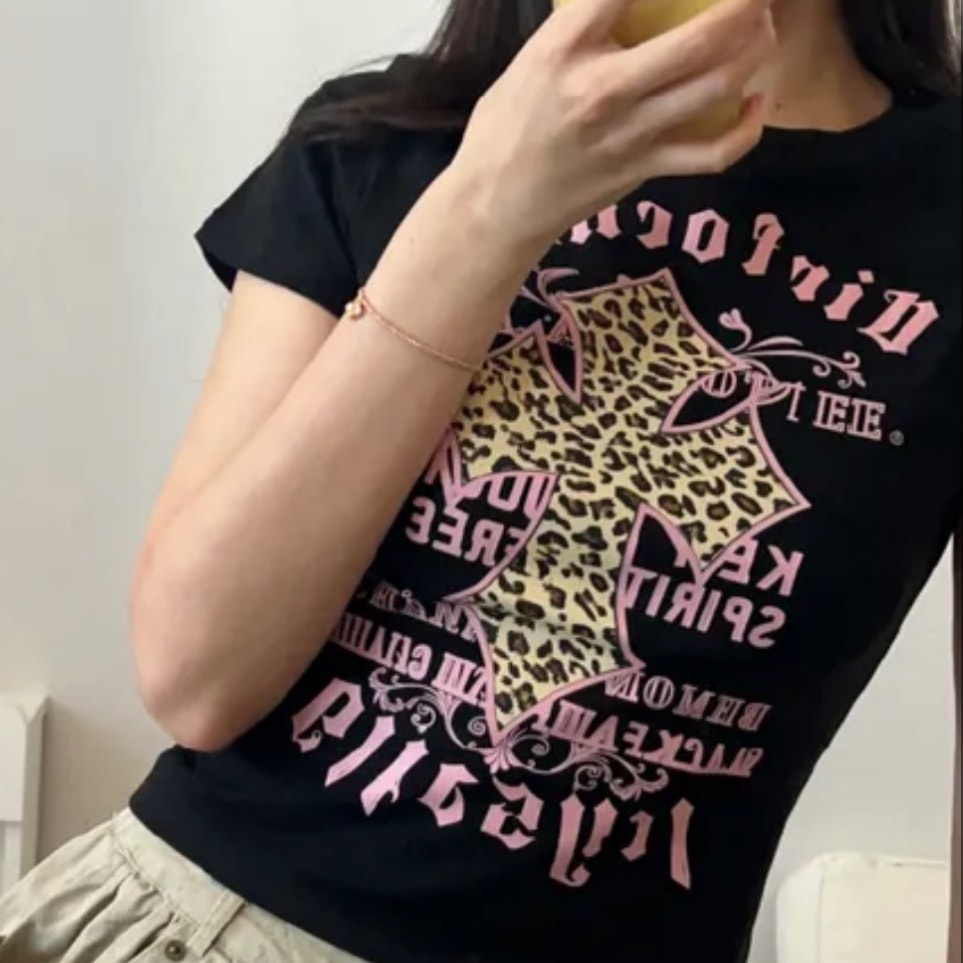 옷 색 머가 나아????