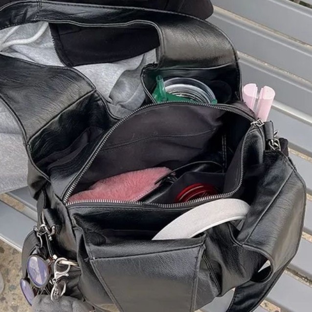 살까 말까 골라줘 ㅜㅜ