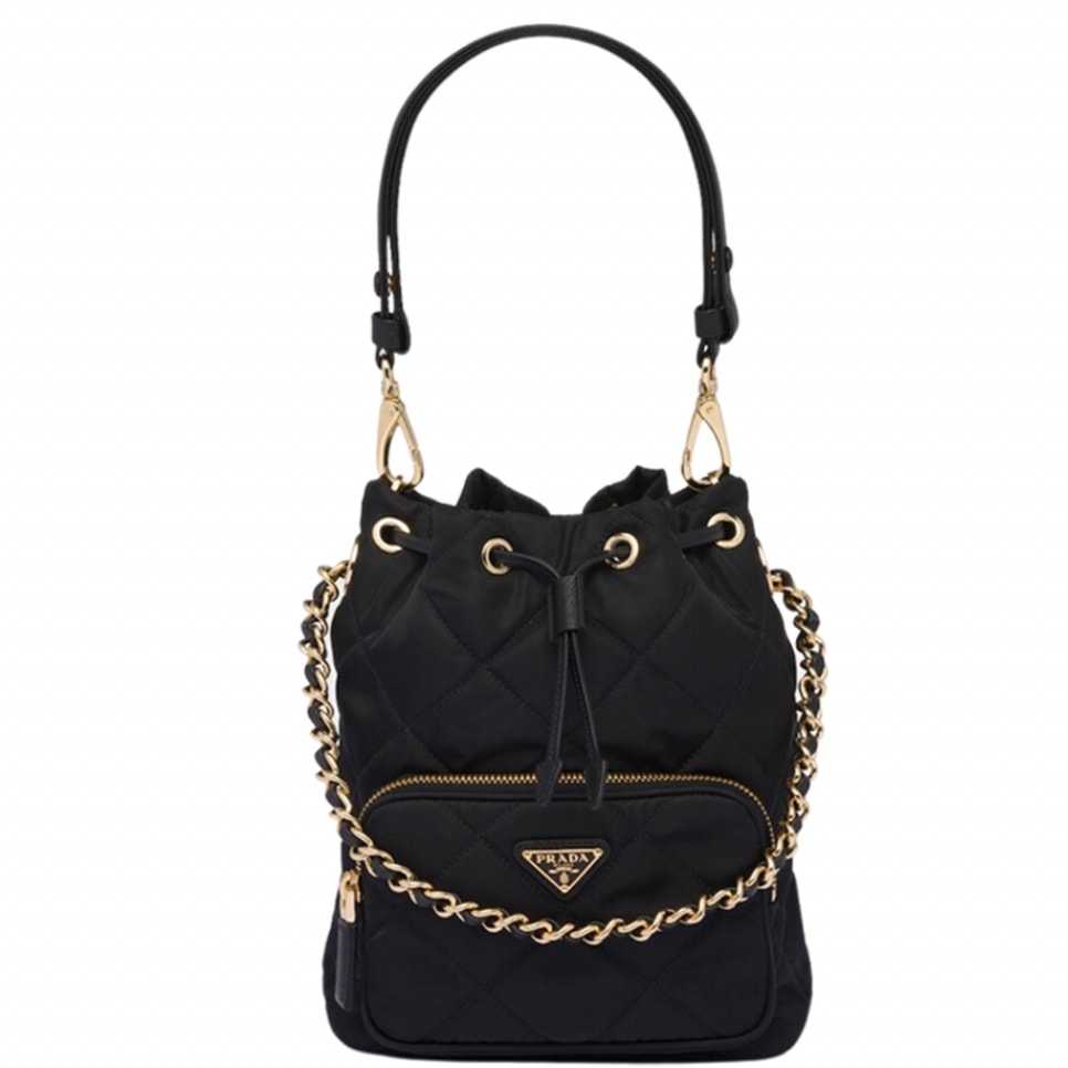 프라다 버킷백 뭐가 더 예뻐?