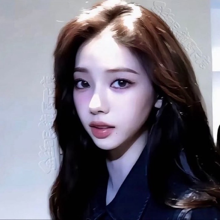 카리나랑 이안 중에 누가 더 예쁜 거 같음?