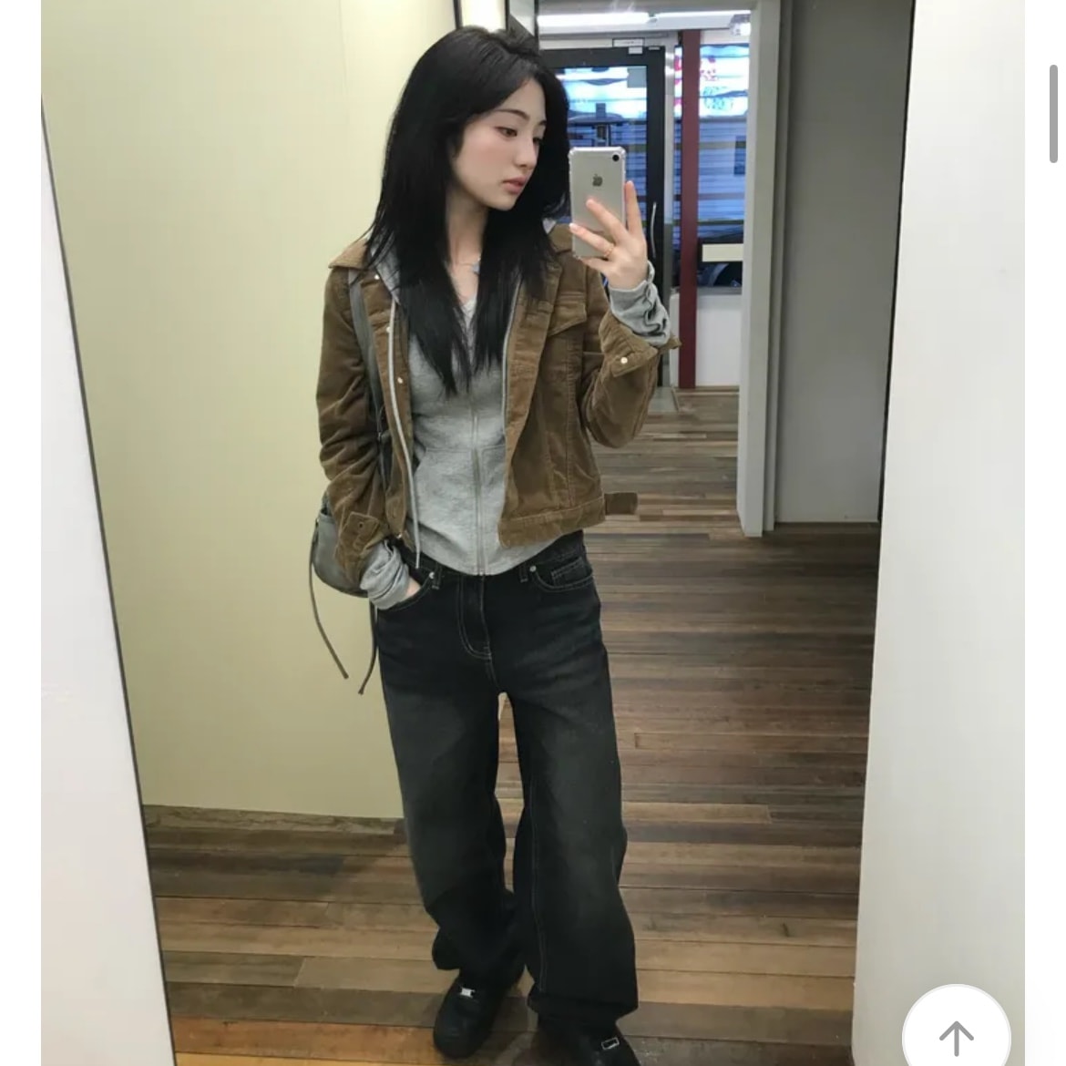 뭐입을까ㅠㅠㅠ제발골라줘 ㅠㅠ