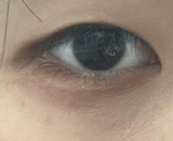 눈화장이 너무 지저분해 항상