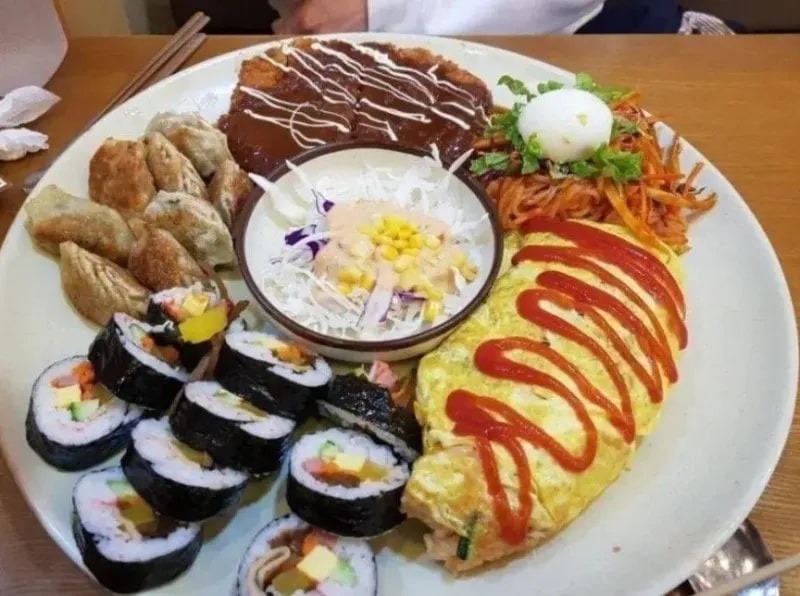10년전 금수저만 먹던 김밥천국 메뉴.jpg